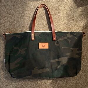 Camo wax canvas Weekend Bag